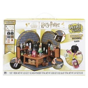 Harry Potter Mini Potions Class Set
MGA's Miniverse Make It